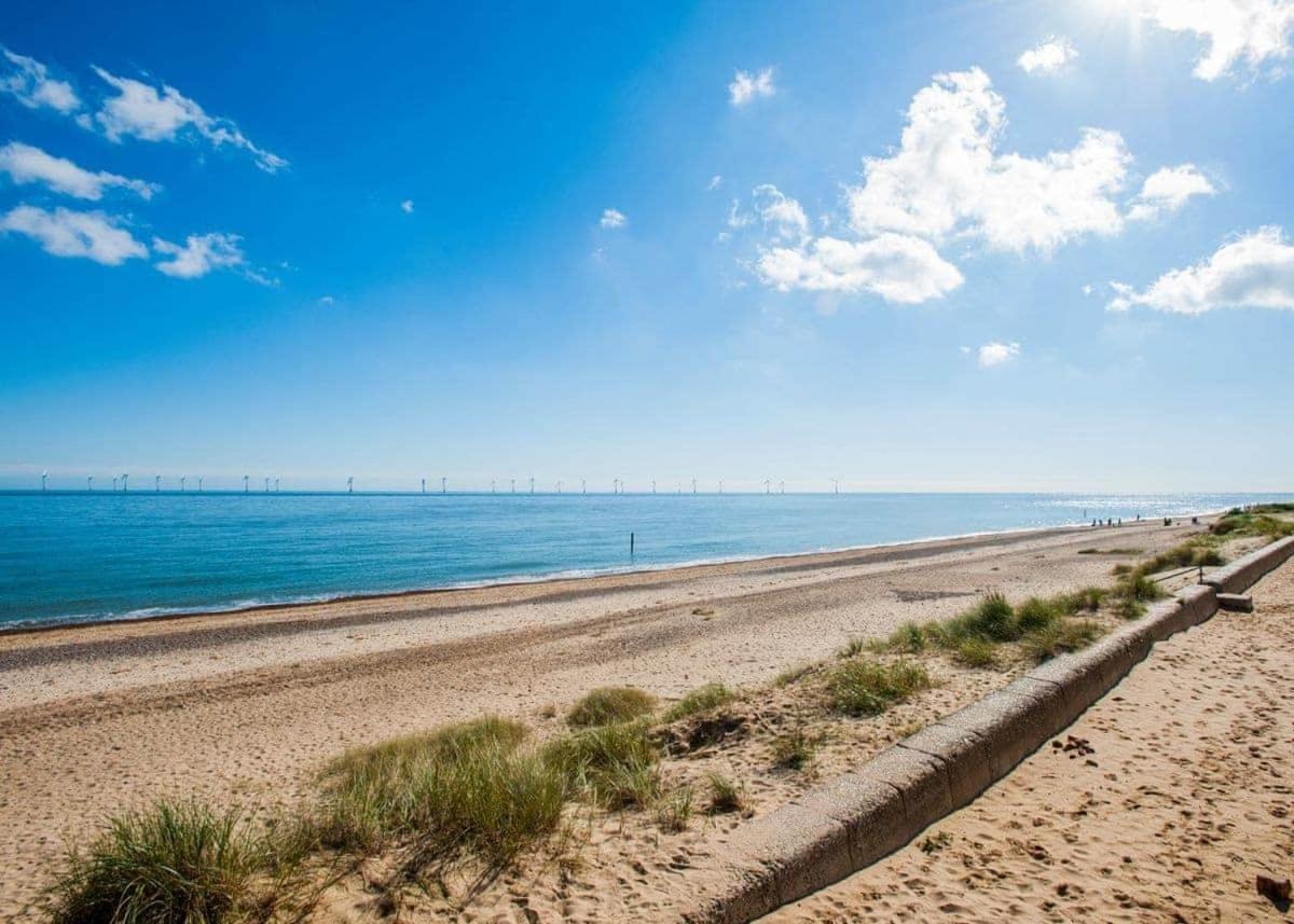 Eastern Beach Caravan Park Caister-on-Sea Exterior photo